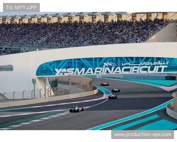 F1赛事最新动态：红牛车队再度称霸赛季，赛道竞争愈加激烈