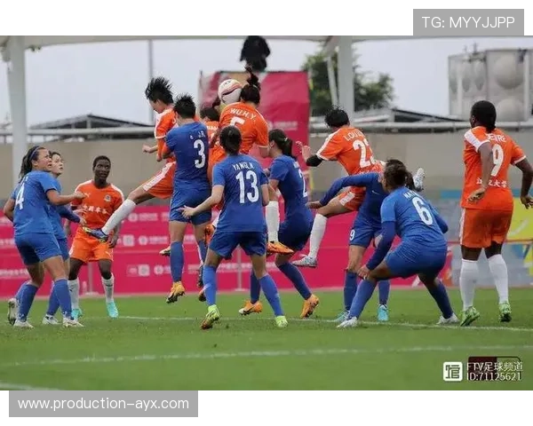 《中国篮球队力克美国强敌晋级决赛 打破历史纪录再创辉煌》